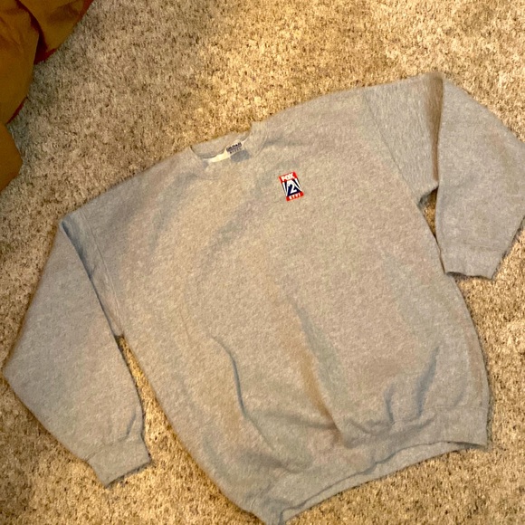 Gildan Other - Fox 2 News Sweatshirt size Large